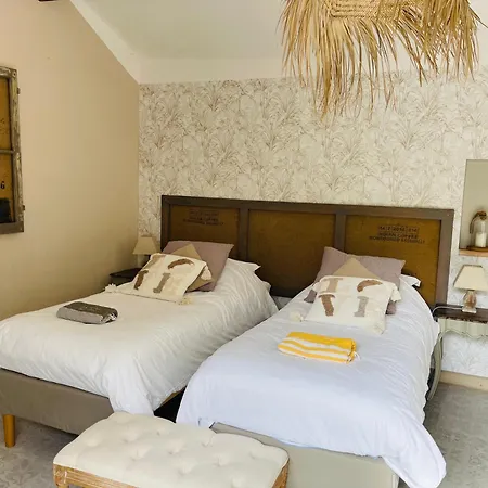 Guest house La Bastide Des Songes - Demeure D'hotes 3*