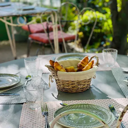 La Bastide Des Songes - Demeure D'hotes Guest house Robion en Luberon